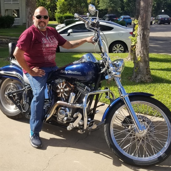 Meet your Posher, Adam - Picture 3 of 3